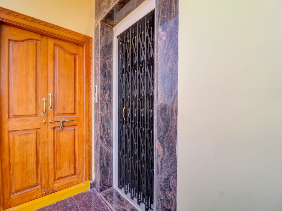 Collection O RBS NFC Road Hotel in Secunderabad