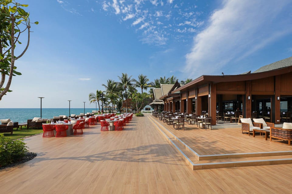 Mukdara Beach Villa & Spa Hotel Resort in Khuekkhak