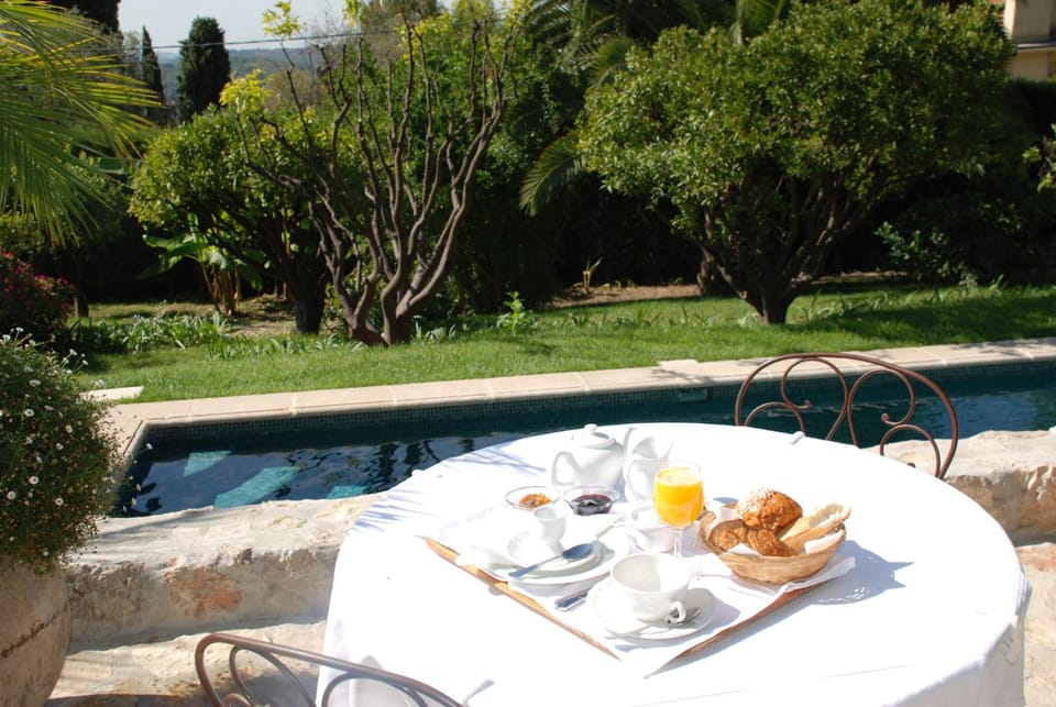 Les Orangers Hotel in Saint Paul de Vence