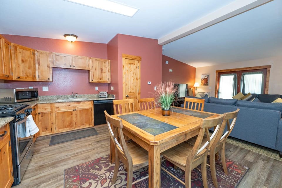 Silver Moon Inn Hotel in Estes Park