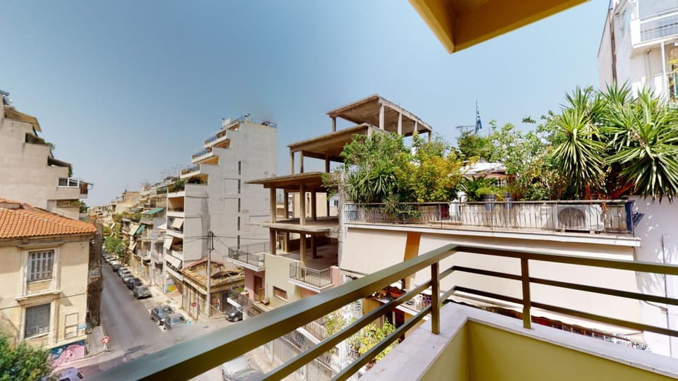 OneZeroTwo by Zoia Living Hotel in Athens