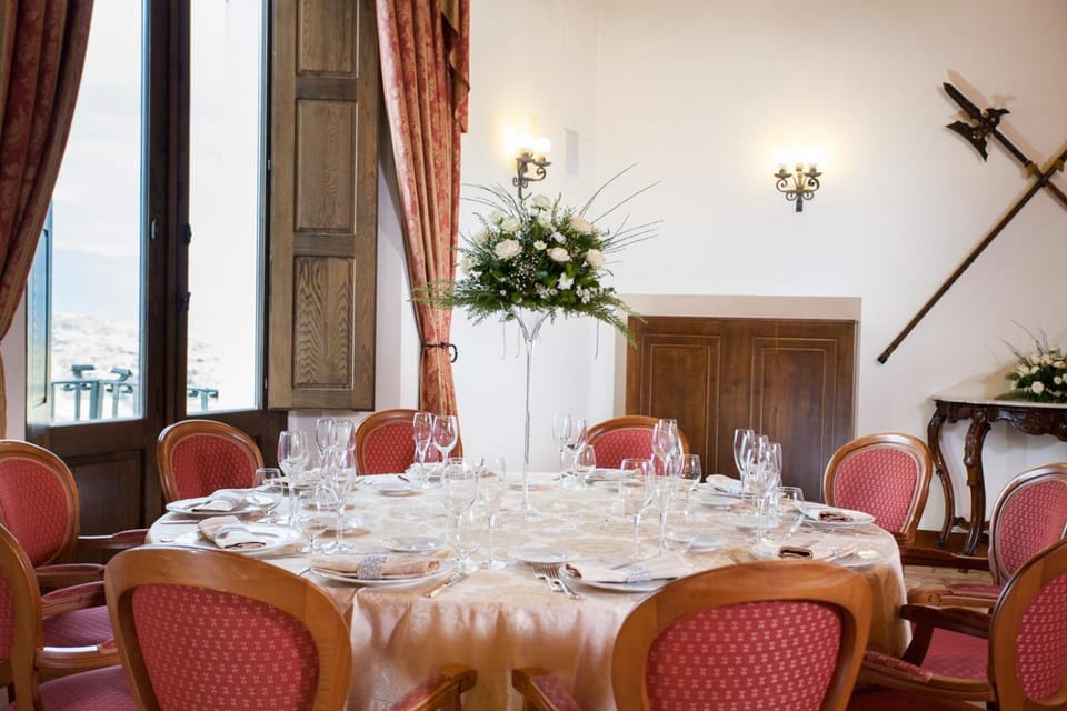 Castello di Altomonte Hotel in Calabria