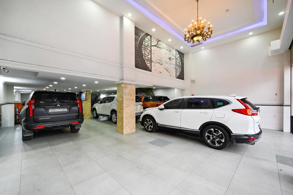 SKY STAR HOTEL Hotel in Ho Chi Minh City