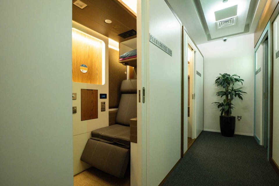 Sleepover Terminal 3, Concourse C – formerly sleep ‘n fly Capsule hotel in Al Sharjah