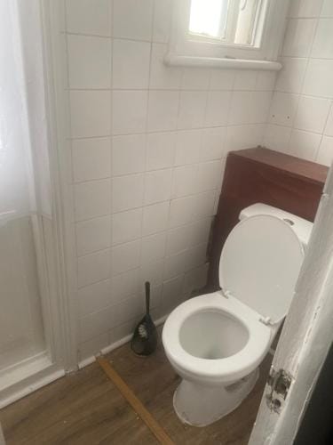 Crystal Hotel in London Borough of Southwark