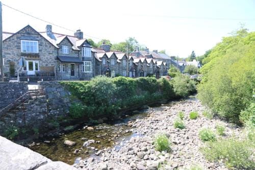 Dolafon Hotel in Wales