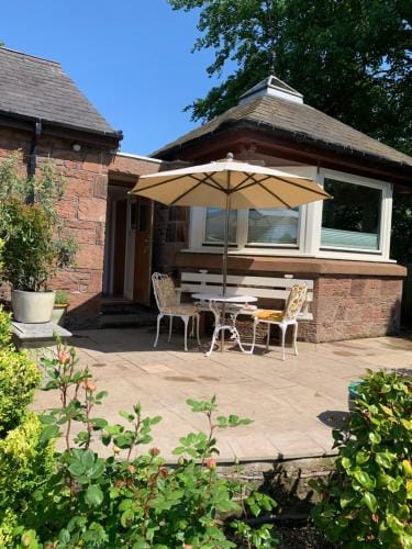 Brookfield Cottage Hotel in Wirral