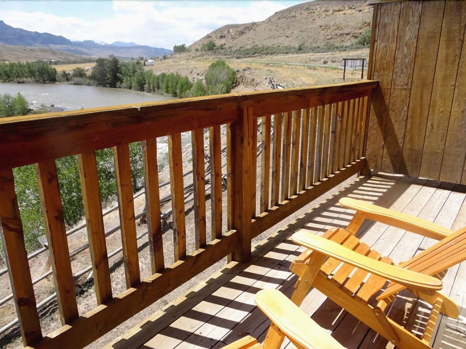 Yellowstone Valley Inn Resort in Wyoming