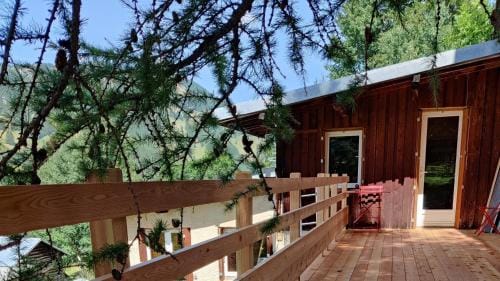 Chambre d'hotes Chalet AILLEURS Hotel in Piedmont