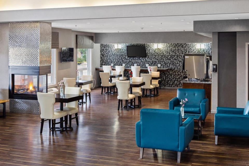Home Inn & Suites Yorkton Hotel in Yorkton