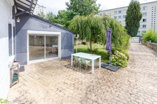 Le Stalingrad - Saint-Pierre-des-Corps Hotel in Tours