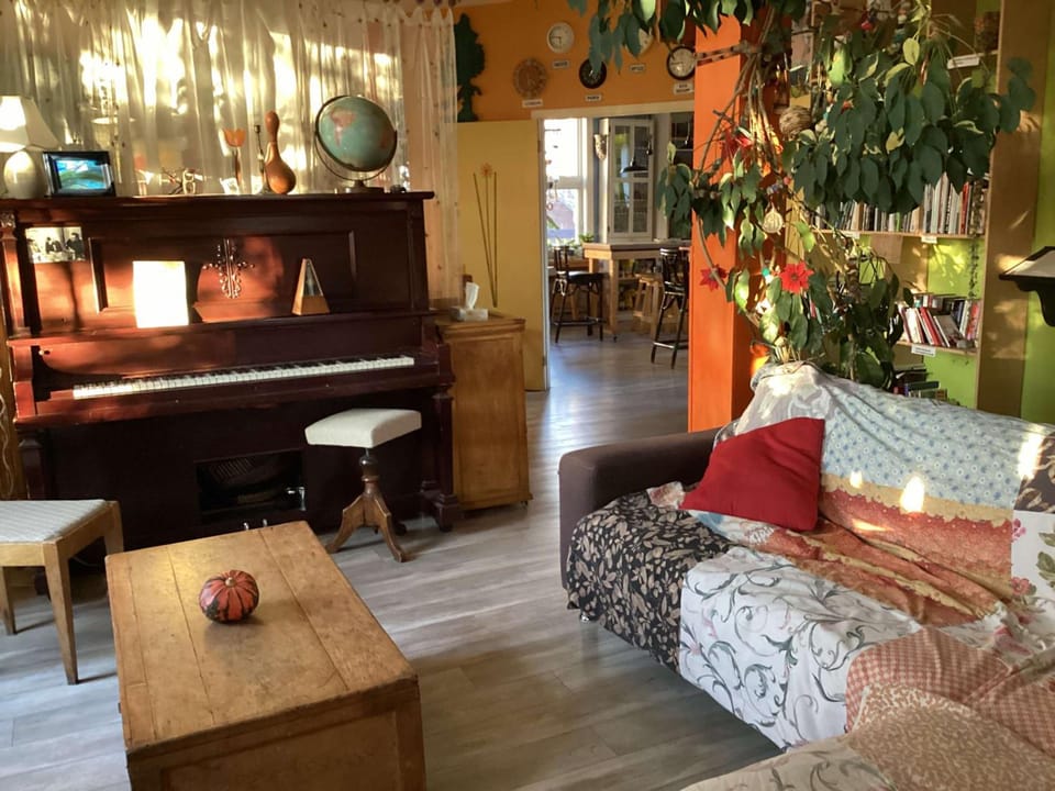 Auberge Internationale Le Tangon Hostel in Sept-Iles
