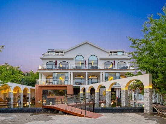 Got a mountain Hotel in Tianjin
