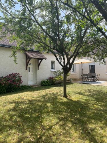 La rocaille 3 chambres doubles Hotel in Centre-Val de Loire