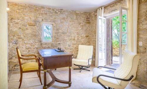 Le Domaine CLEMENT SAINTE-VICTOIRE Hotel in French Riviera