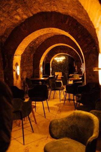 Le M. Musee du vin - l'appartement Hotel in Paris