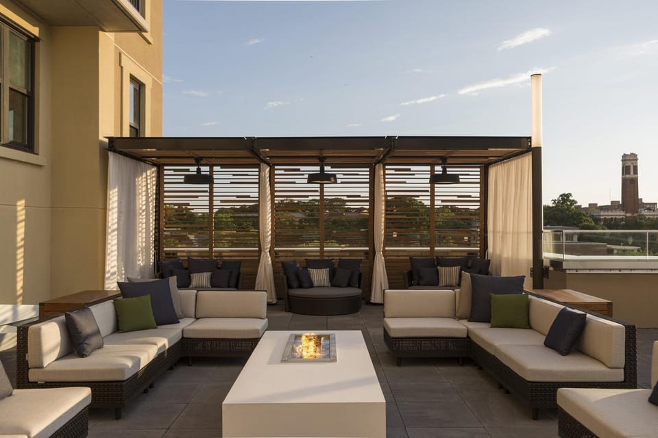 Kimpton Aertson Hotel By IHG Hotel in Music Row