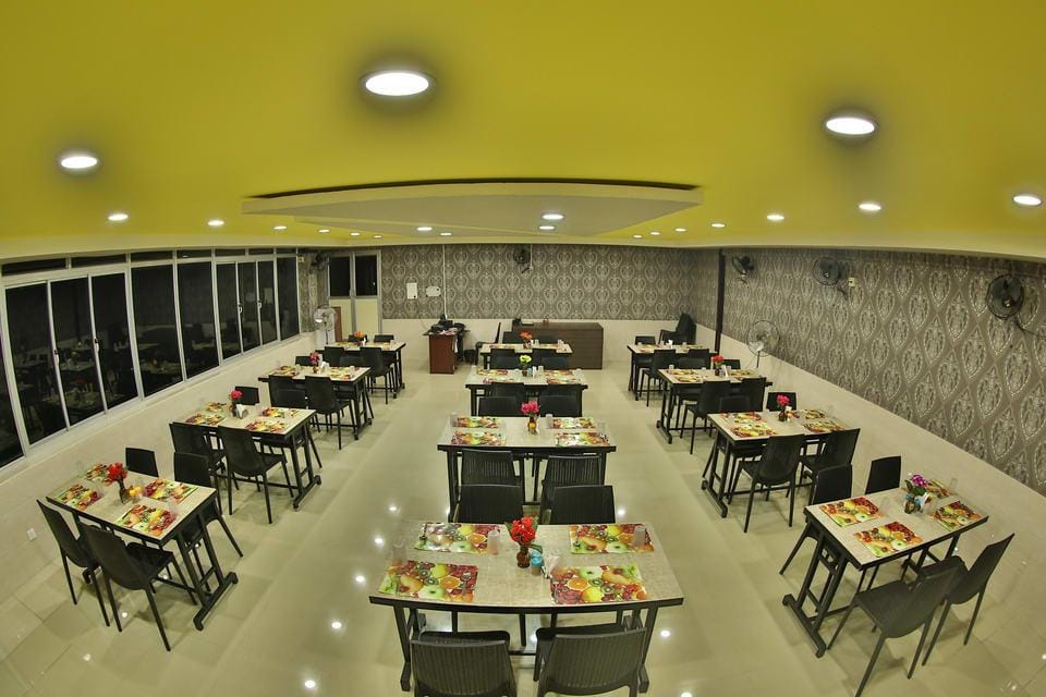 OYO Flagship Hotel Priso Hotel in Puducherry, India