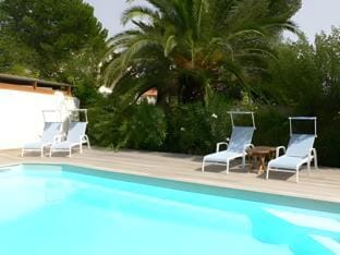 hotel Le Synaya Hotel in Sanary-sur-Mer