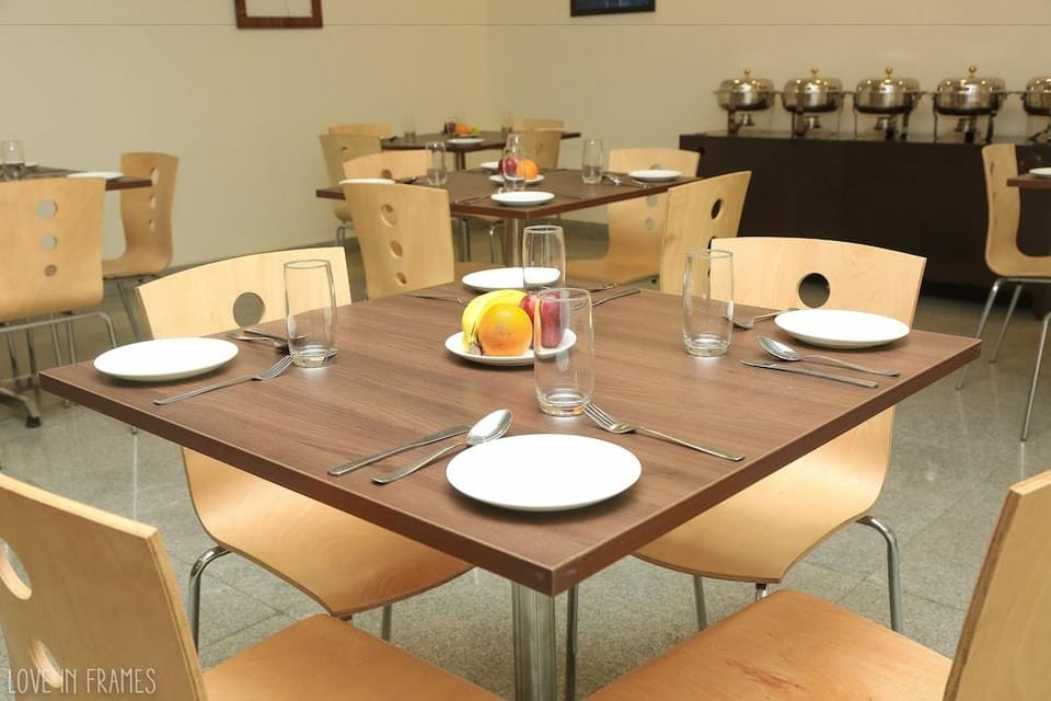 Treehouse Neo Casa-Unit of Neo Residency Hotel in Gurugram