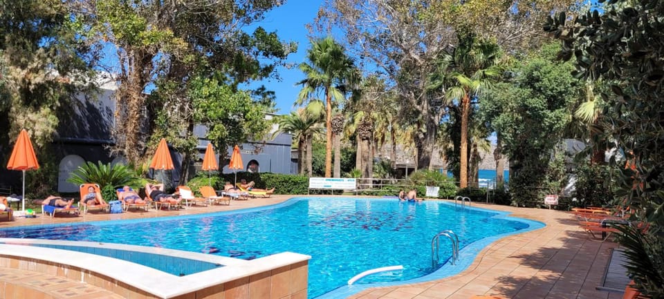 Marita's Apartments Hotel in Agia Marina