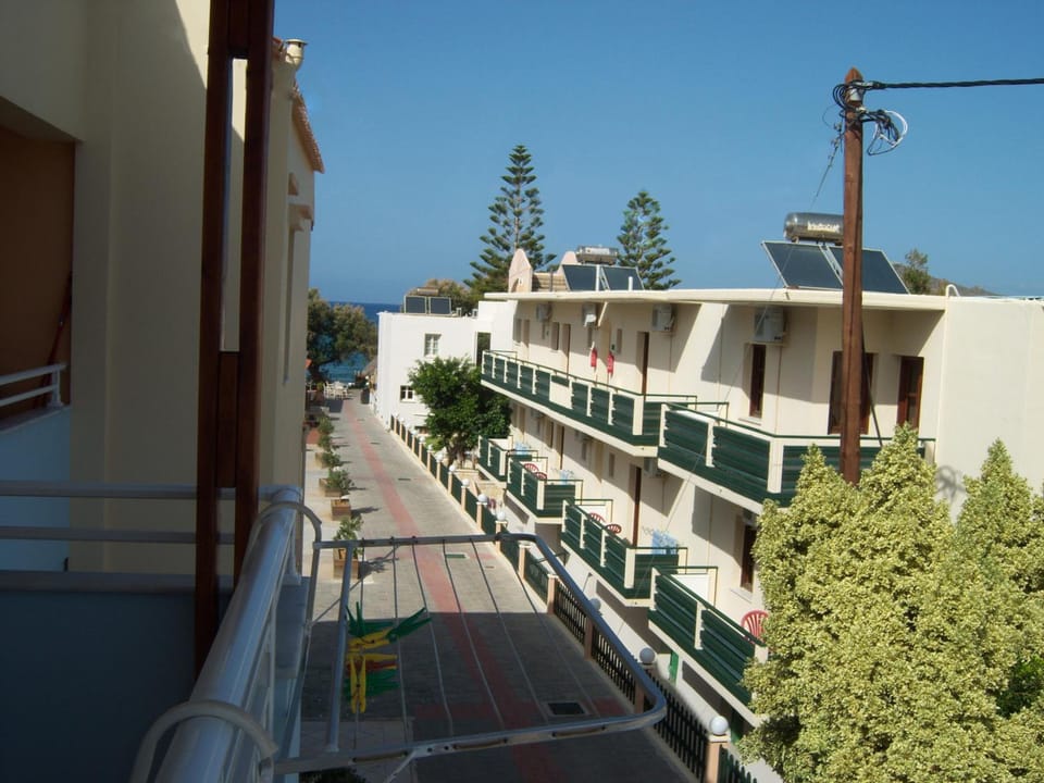 Despina Studios Apartment hotel in Agia Marina