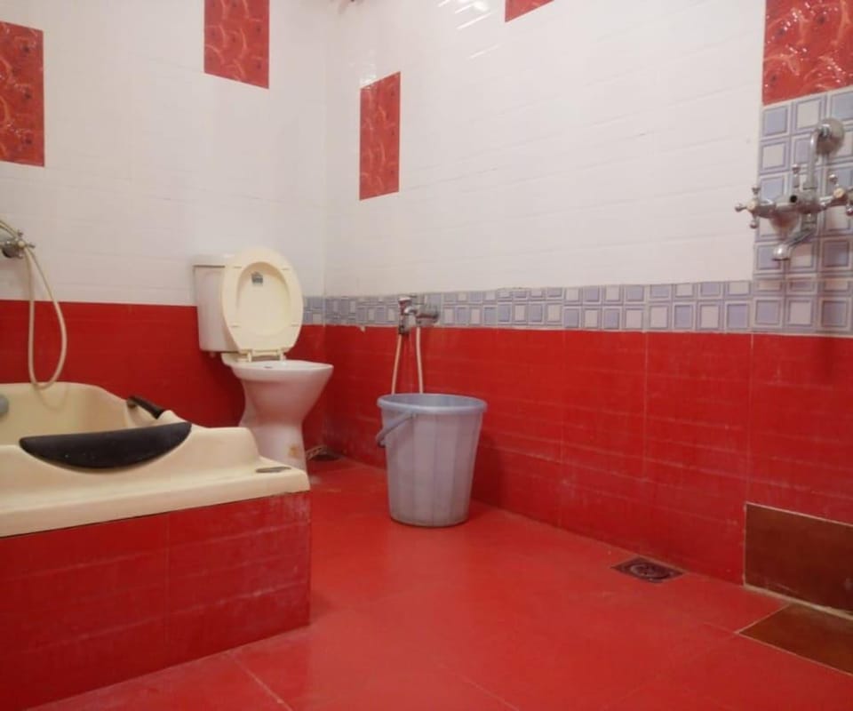 Maxiprime otels Uthandi Hotel in Chennai