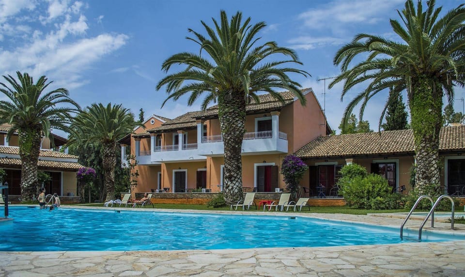 Folies Corfu Hotel Apartments Hotel in Corfu