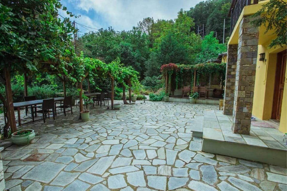 Guesthouse Ellis Hotel in Magnesia Prefecture, Greece
