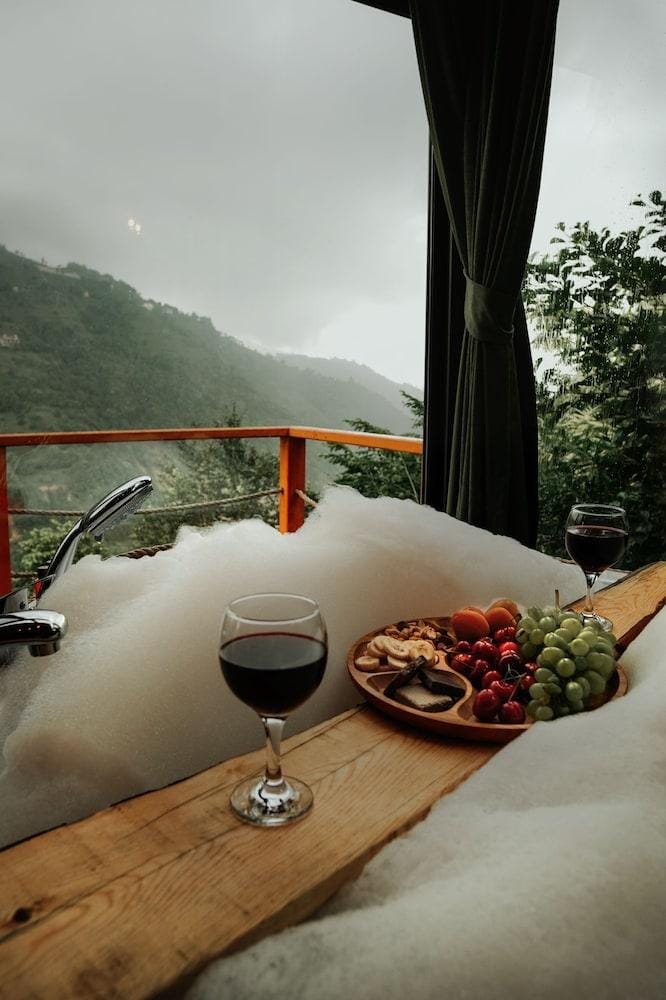 Pavri Suit Bungalov Hotel in Georgia