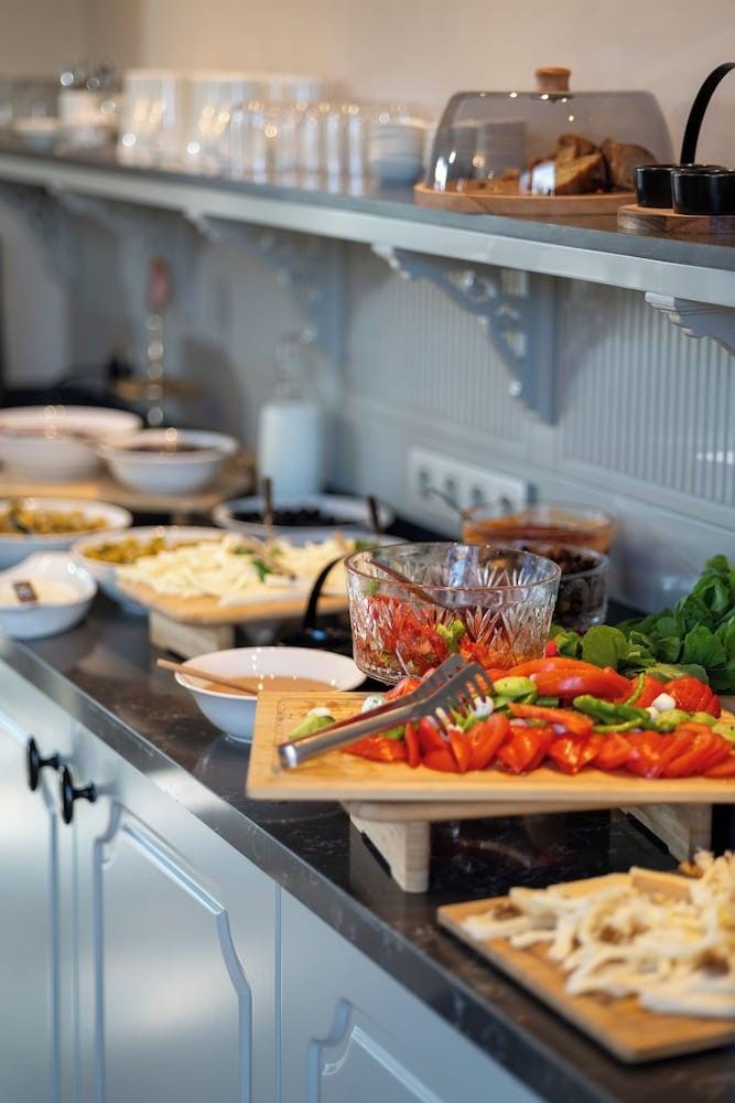 Cunda Nonna Hotel in İzmir Province