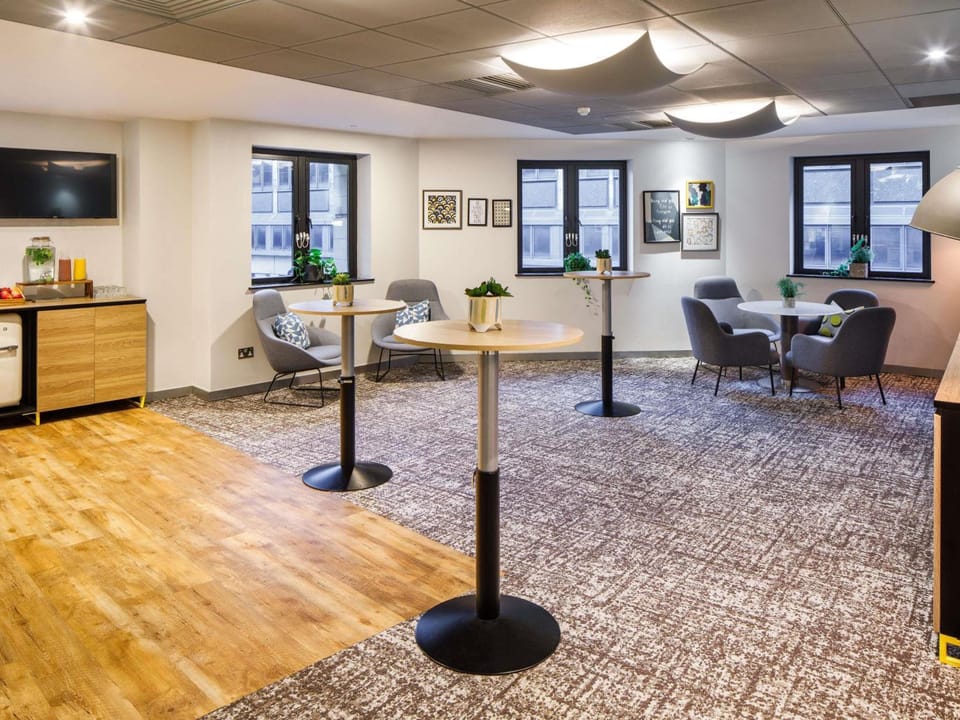 Novotel London Bridge Hotel in London Borough of Southwark