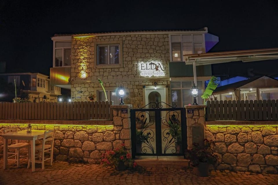 Elda Koyici Alacatı Hotel in Alaçatı