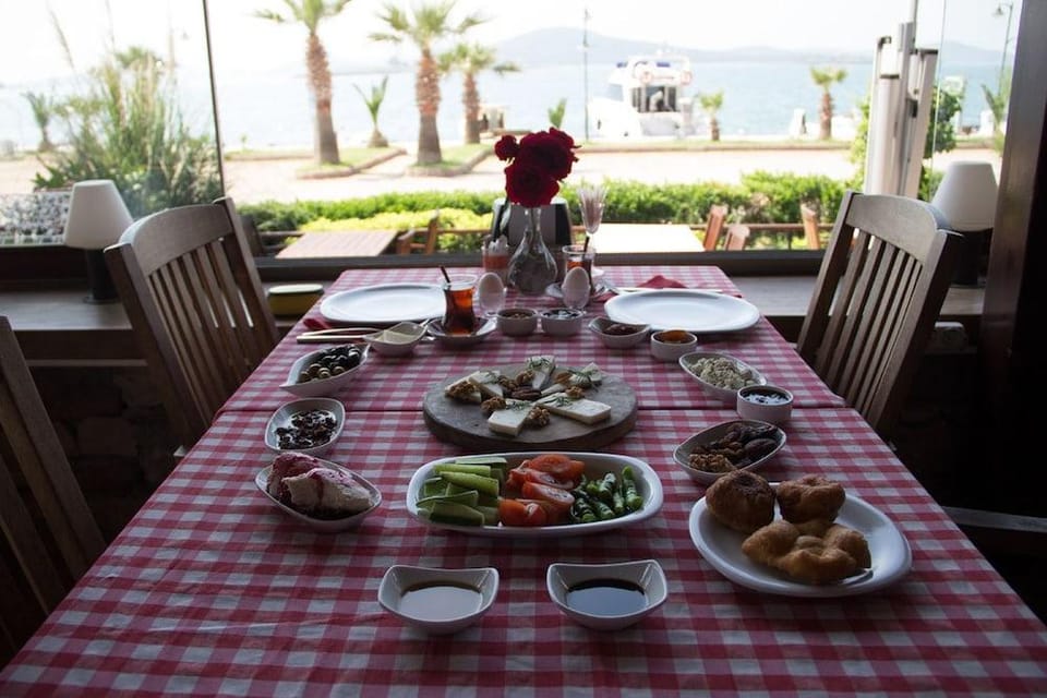 Aliye Hanım Hotel in İzmir Province