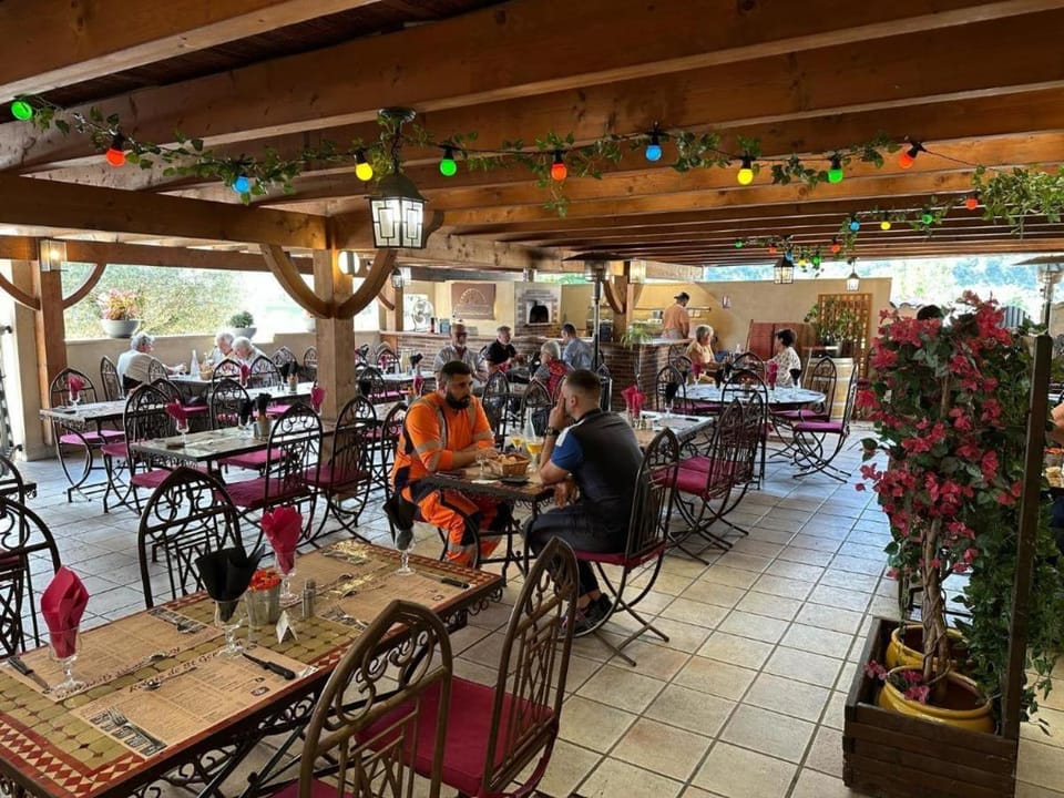 Le relais saint germain Hotel in Provence-Alpes-Côte d'Azur