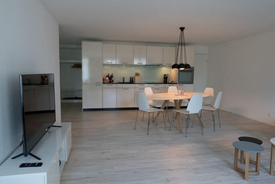 Paradeplatz Apartment by Airhome Hotel in Zurich City