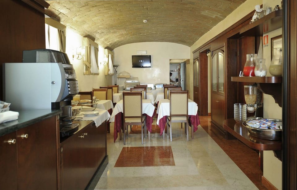 Aurelius Art Gallery Hotel Hotel in Rome