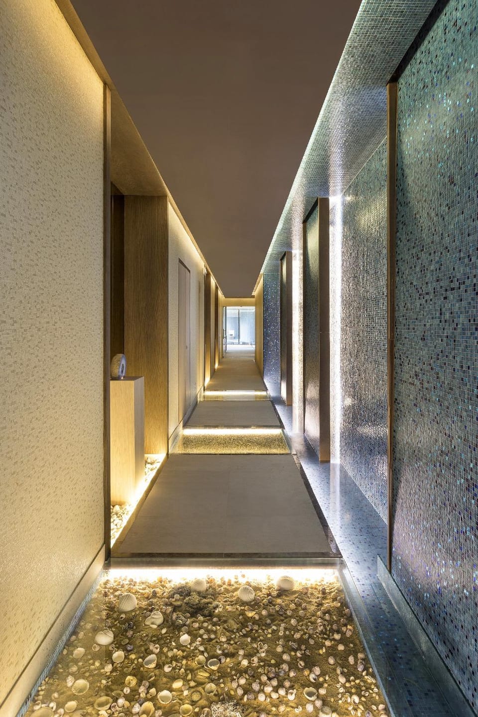 Pine Cliffs Ocean Suites, a Luxury Collection Resort & Spa Hotel in Olhos de Água