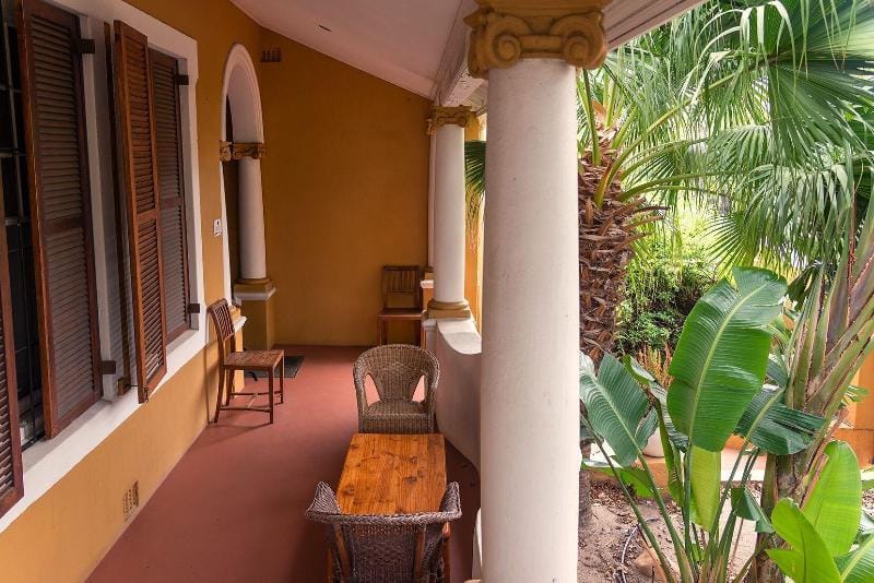 Ashanti Guest House Gardens Hotel in Cape Town
