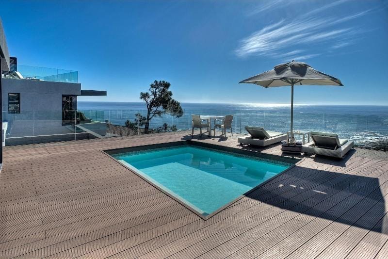 Sea Star Rocks Hotel in Camps Bay