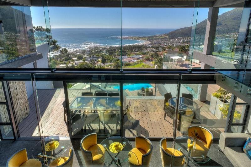 Sea Star Rocks Hotel in Camps Bay