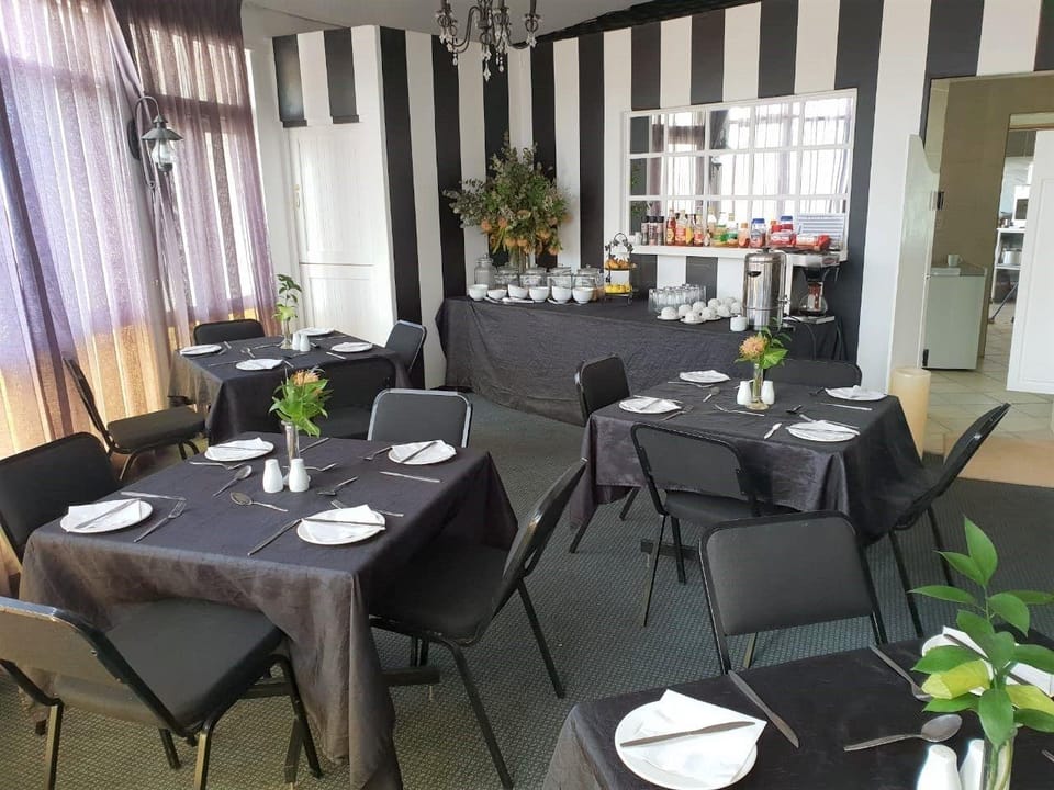Savoy hotel Hotel in Eastern Cape