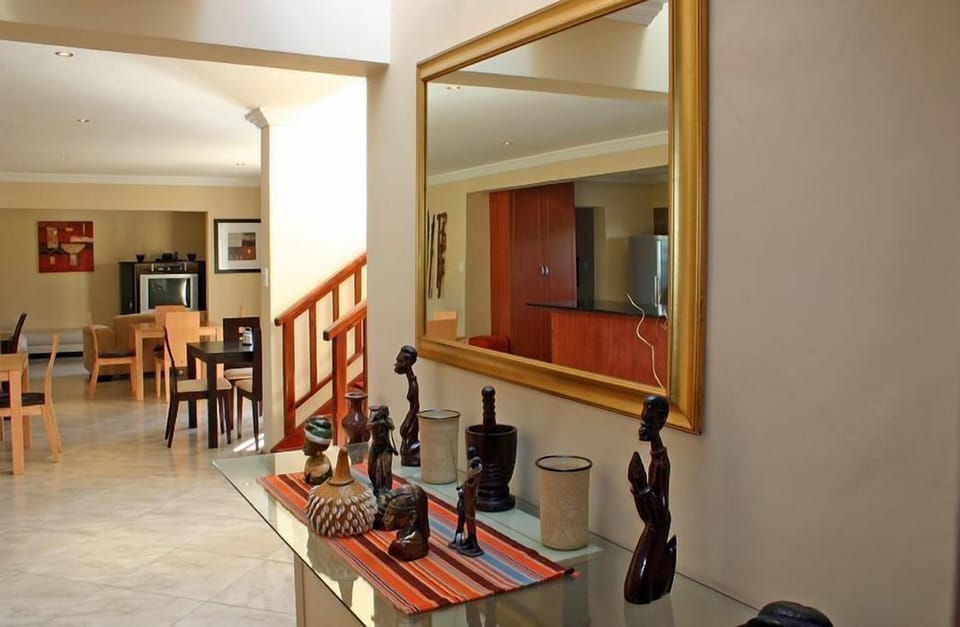 Kwantu Guesthouses Hotel in Cape Town