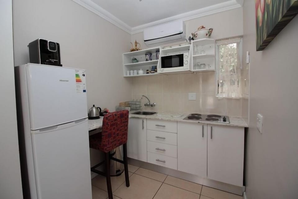 Kwantu Guesthouses Hotel in Cape Town