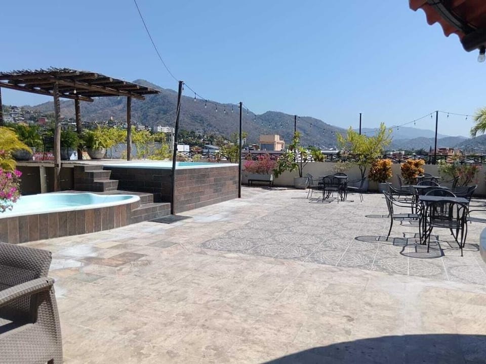 Hotel Savaro Hotel in Zihuatanejo