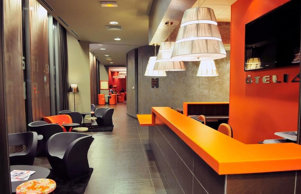 B&B Home Lyon Centre Berthelot Hotel in Lyon