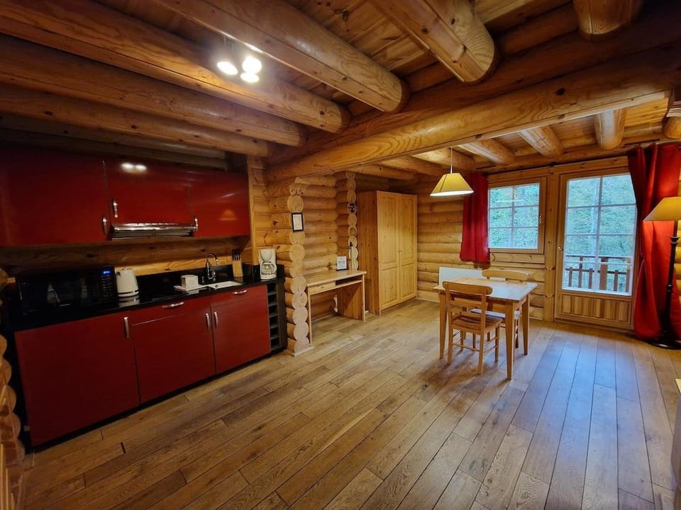 Les Pins Sylvestres Hotel in Rhineland-Palatinate