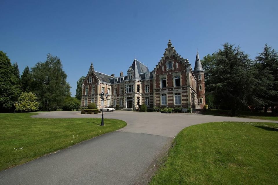 Hôtel Château Tilques Hotel in Hauts-de-France
