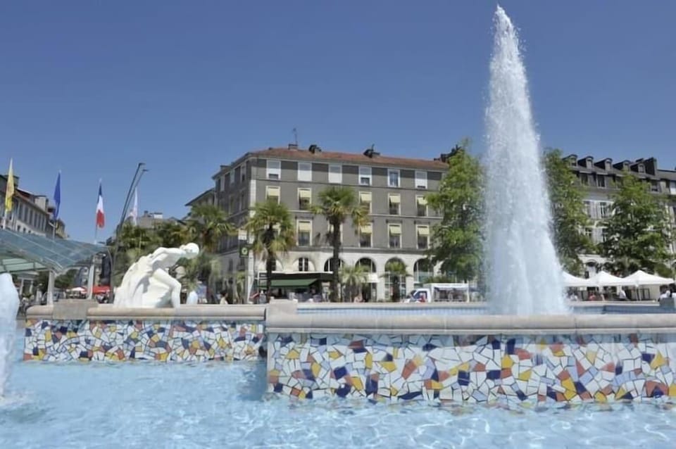 Hotel Le Bourbon Hotel in Pau