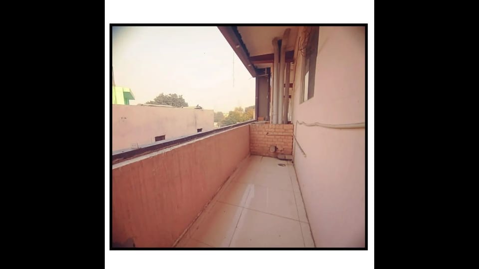 SHARED BUNK BEDS Hostel in Delhi